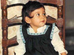 عکسی از کودکی پرستو صالحی | WwW.BestBaz.RozBlog.Com
